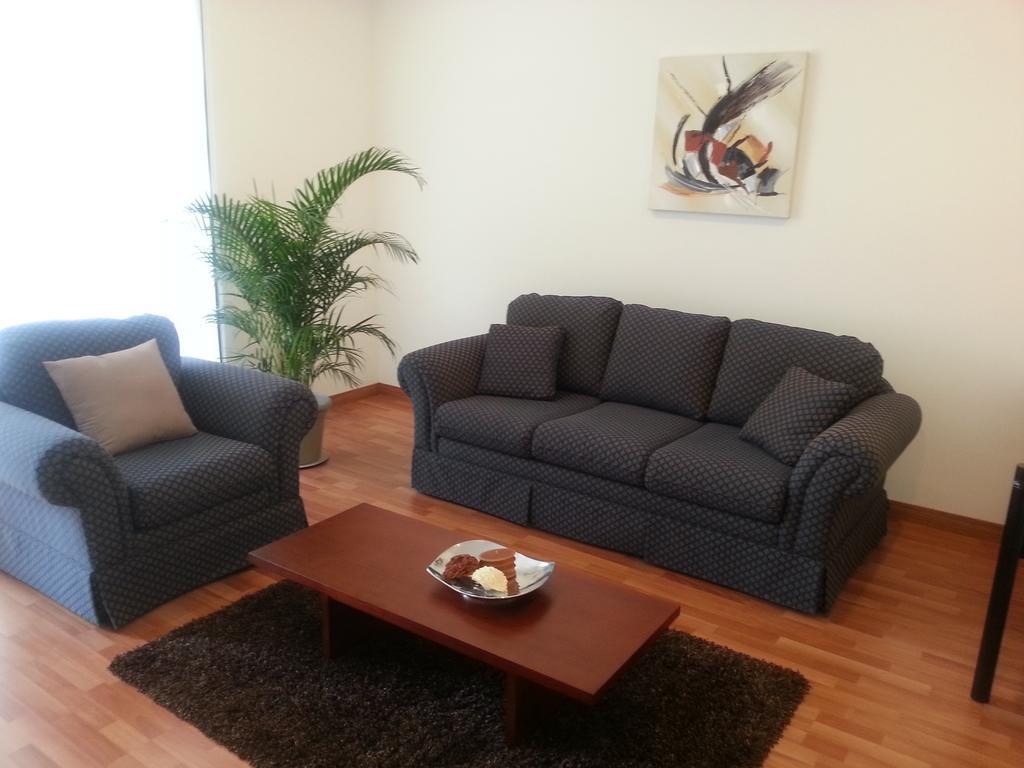 Suites Metropoli Edificio Torino Кито Екстериор снимка