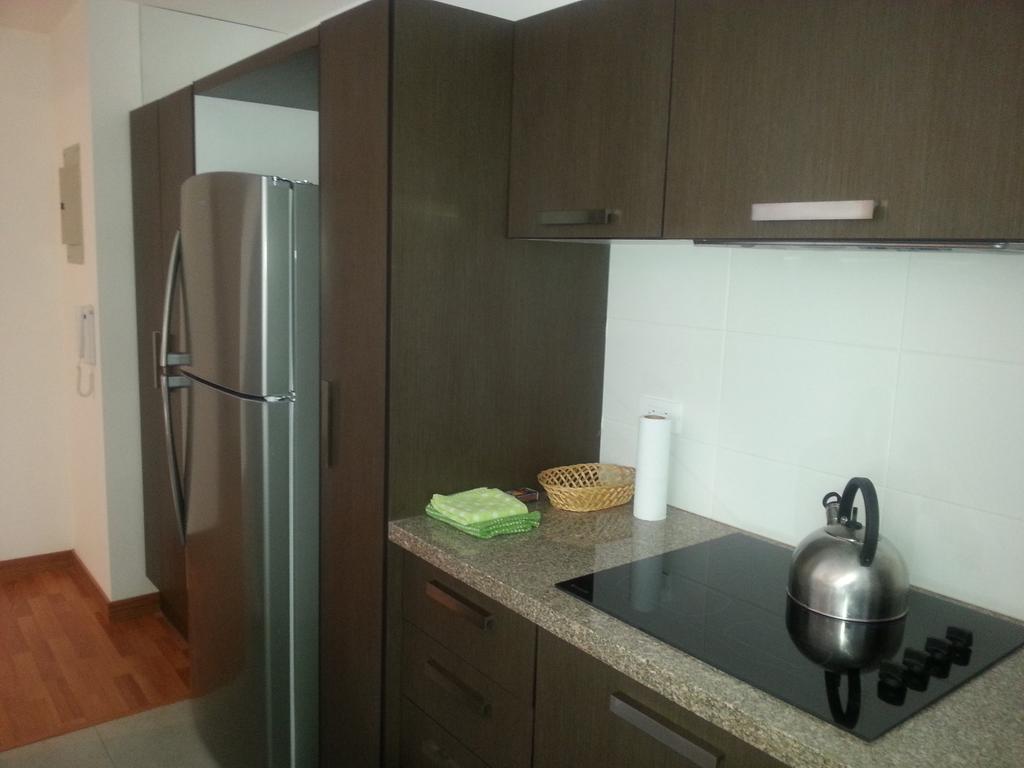Suites Metropoli Edificio Torino Кито Екстериор снимка