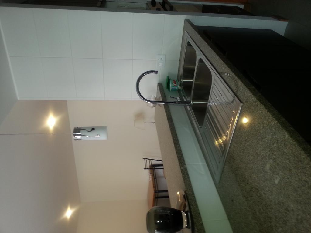 Suites Metropoli Edificio Torino Кито Стая снимка